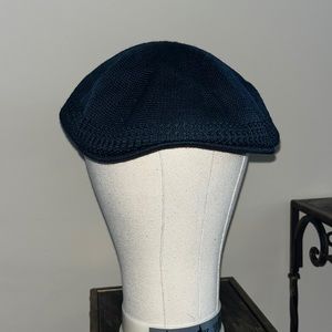 Stacy Adams Navy Blue knit Hat Size S/M